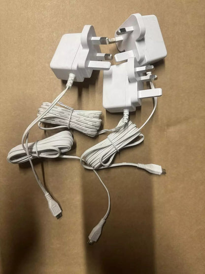UK plug Design 5V 1000mA White Main Plug 3 pin Micro USB wall Charger - 1.5Mitre ( Pack of 3 )